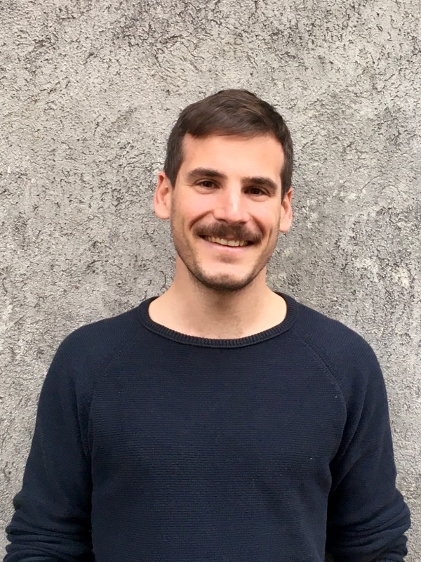 Dr.  Mathias Steinacher